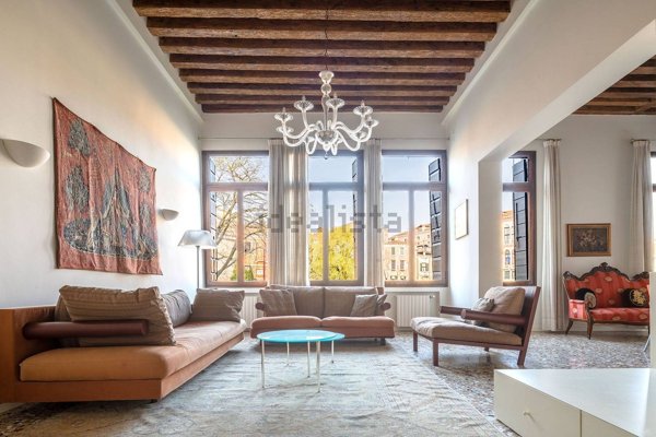 appartamento in vendita a Venezia in zona Sestiere San Polo