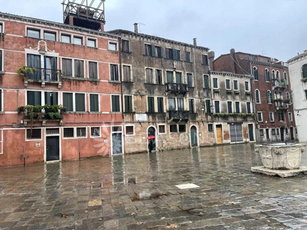 appartamento in vendita a Venezia in zona Sestiere Santa Croce
