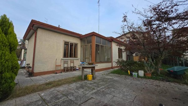 casa indipendente in vendita a Venezia in zona Carpenedo