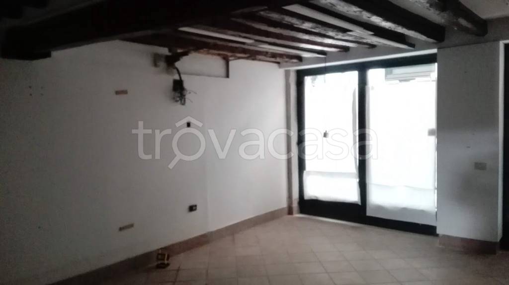negozio in vendita a Venezia in zona Sestiere Santa Croce