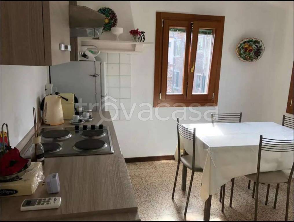 appartamento in vendita a Venezia in zona Sestiere Dorsoduro