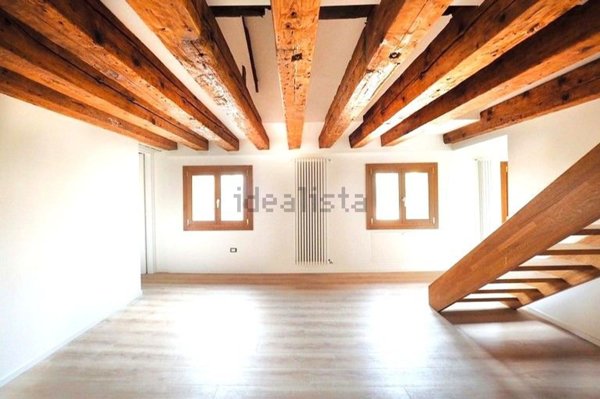 appartamento in vendita a Venezia in zona Sestiere Cannaregio