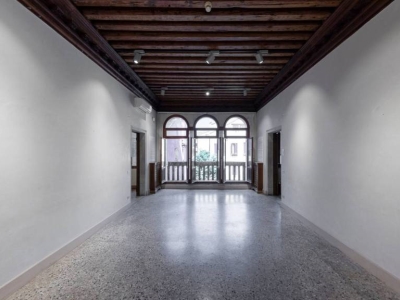 intera palazzina in vendita a Venezia in zona Sestiere Dorsoduro