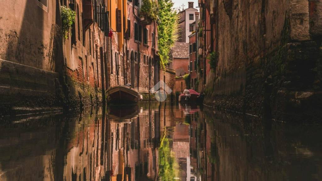 negozio in vendita a Venezia in zona Sestiere San Polo