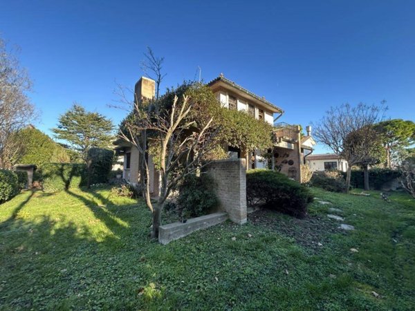 casa indipendente in vendita a Venezia in zona Pellestrina