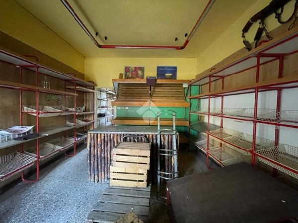 negozio in vendita a Venezia in zona Mestre
