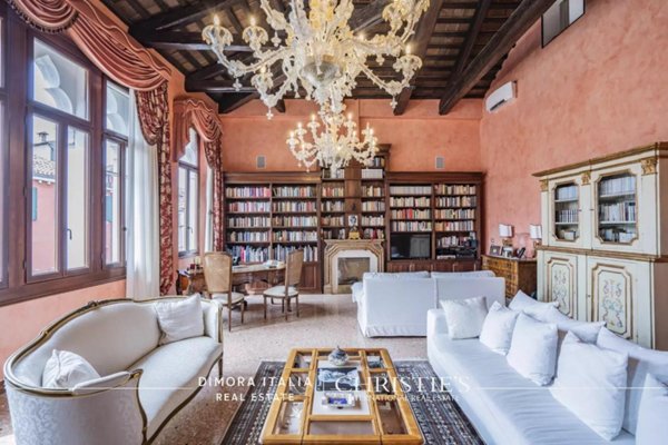 appartamento in vendita a Venezia in zona Sestiere Santa Croce