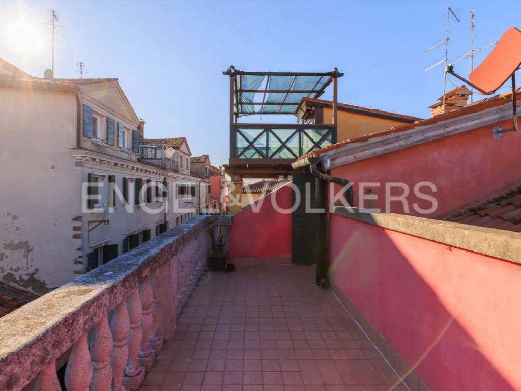 appartamento in vendita a Venezia in zona Sestiere Castello