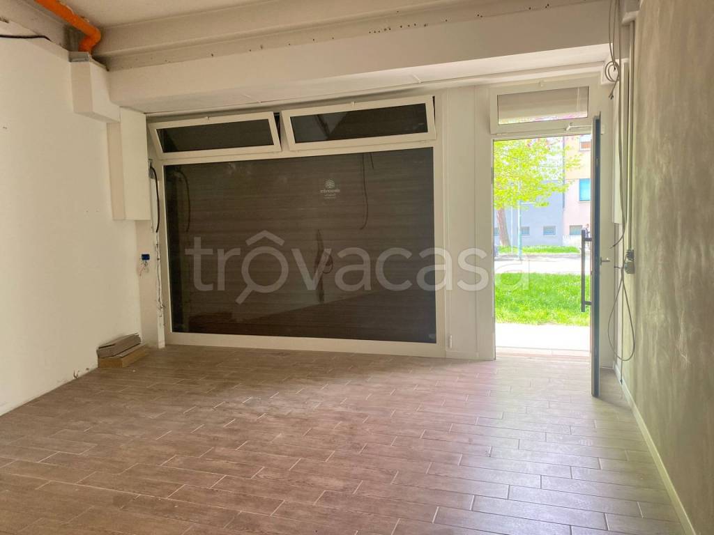 locale commerciale in vendita a Venezia in zona Mestre
