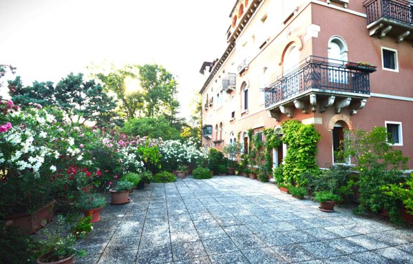 appartamento in vendita a Venezia in zona Lido di Venezia