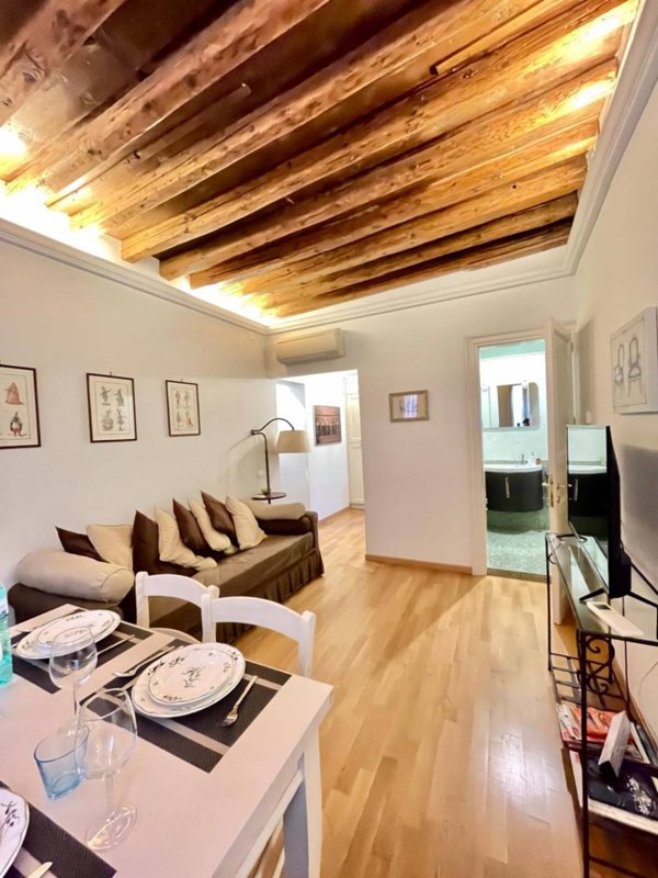 appartamento in vendita a Venezia in zona Sestiere Dorsoduro