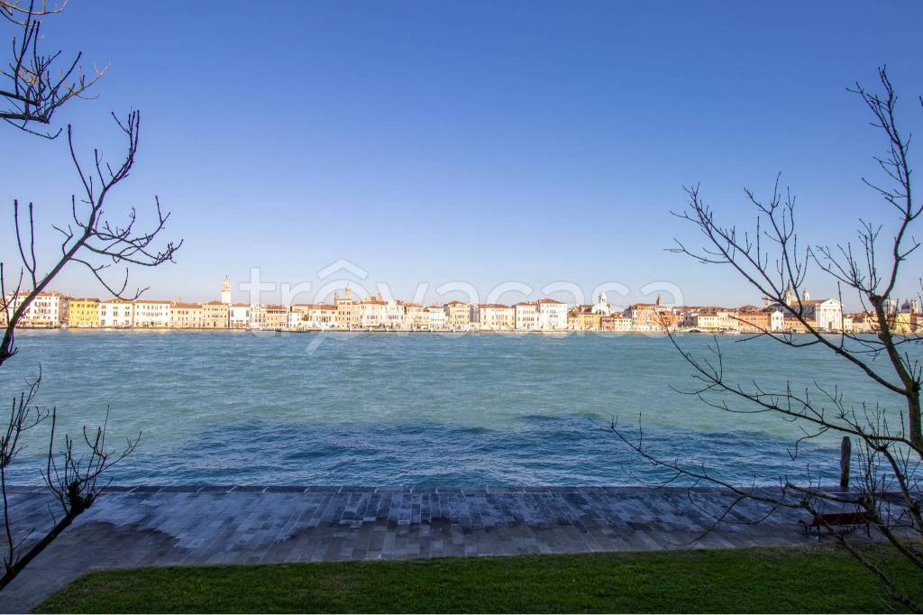 appartamento in vendita a Venezia in zona Giudecca