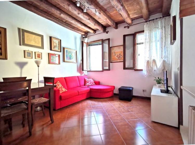 casa indipendente in vendita a Venezia in zona Sestiere Castello