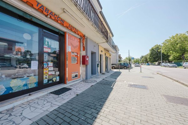 negozio in vendita a Venezia in zona Mestre