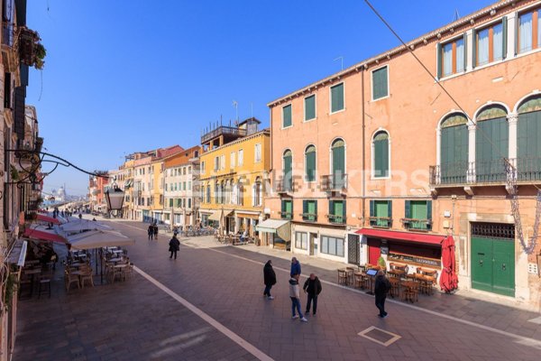 appartamento in vendita a Venezia in zona Sestiere Castello