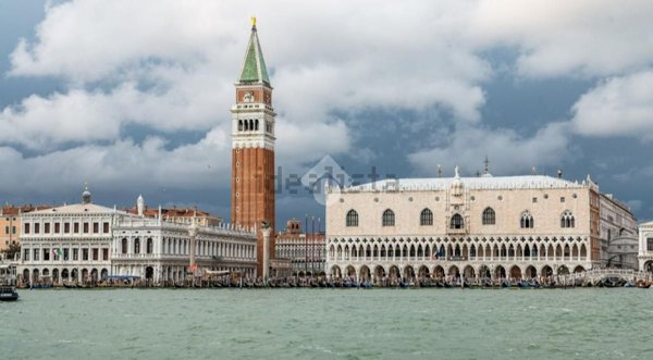 negozio in vendita a Venezia in zona Sestiere San Polo