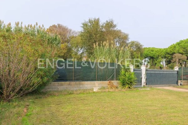 negozio in vendita a Venezia in zona Lido di Venezia