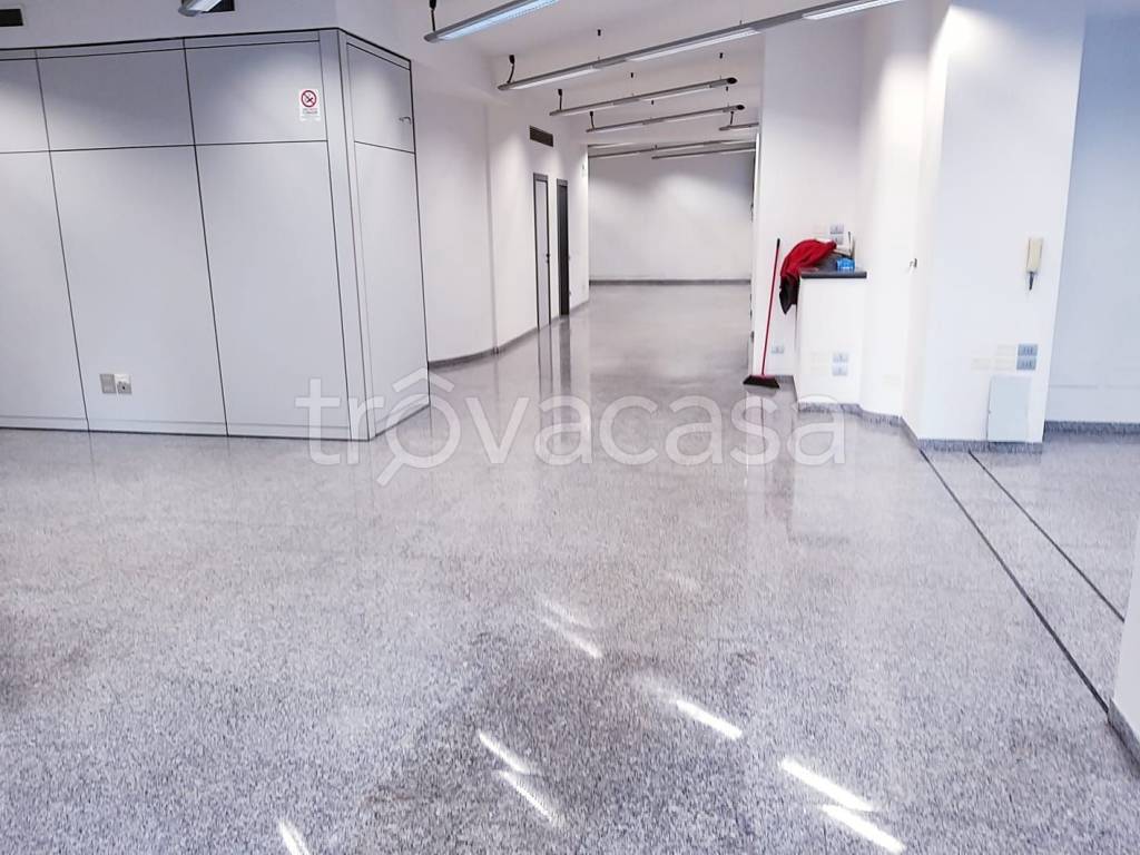ufficio in vendita a Venezia in zona Mestre