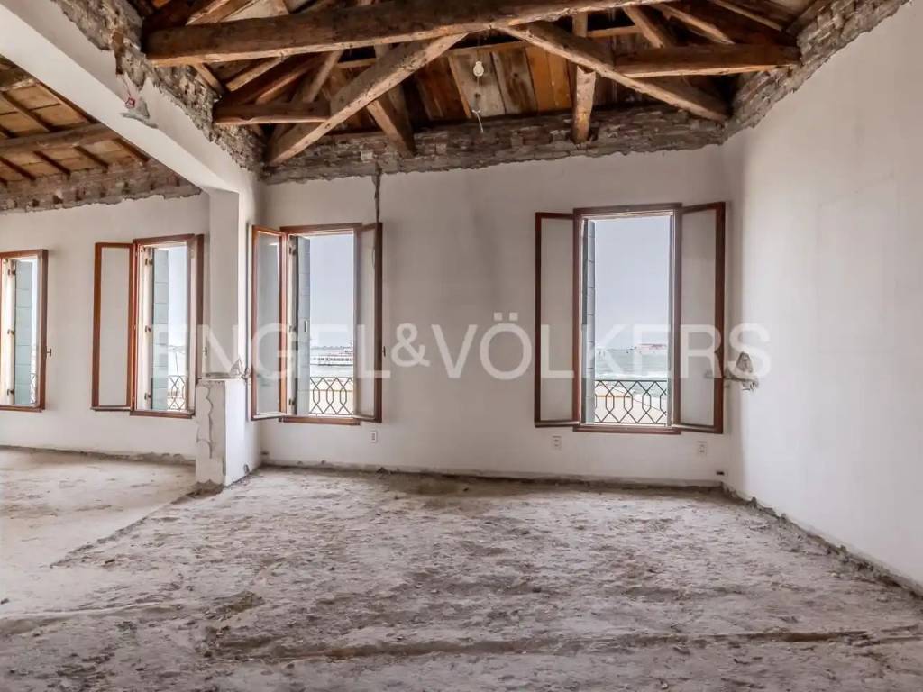 appartamento in vendita a Venezia in zona Sestiere Castello