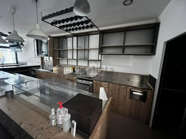 negozio in vendita a Venezia in zona Mestre