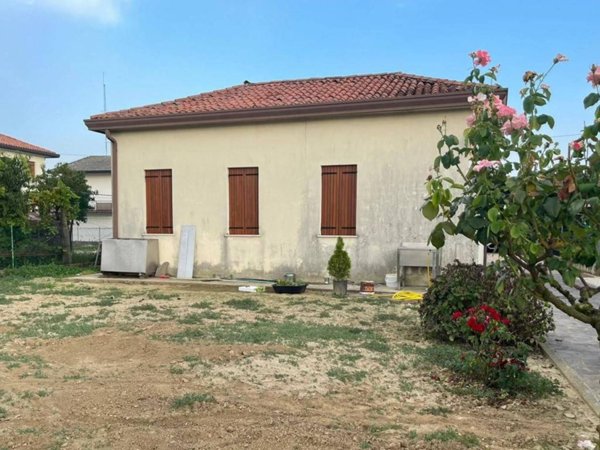 casa indipendente in vendita a Venezia in zona Marocco