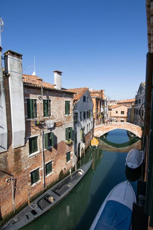 appartamento in vendita a Venezia in zona Sestiere Dorsoduro