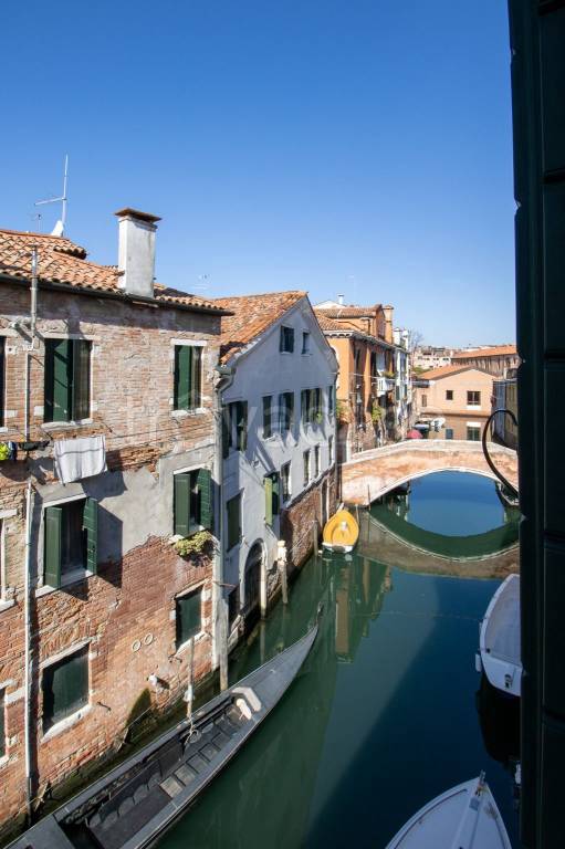 appartamento in vendita a Venezia in zona Sestiere Dorsoduro