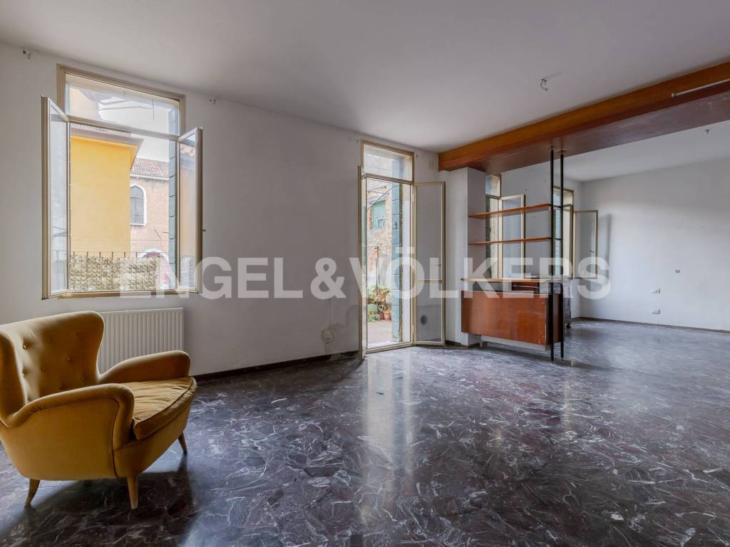 appartamento in vendita a Venezia in zona Sestiere Santa Croce