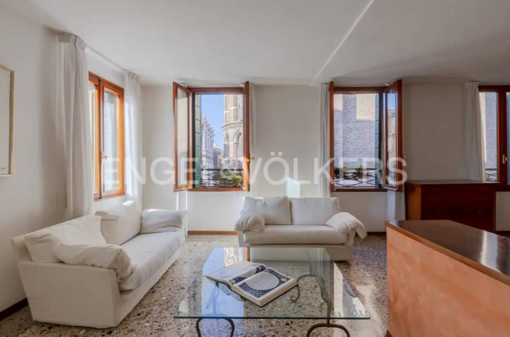 appartamento in vendita a Venezia in zona Sestiere San Polo