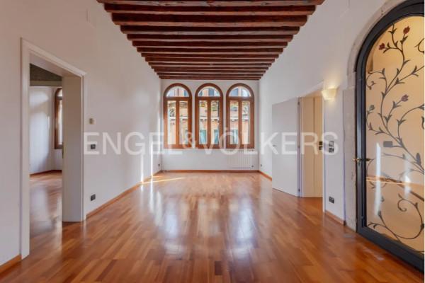 appartamento in vendita a Venezia in zona Sestiere Cannaregio