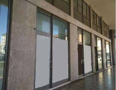 negozio in vendita a Venezia in zona Mestre