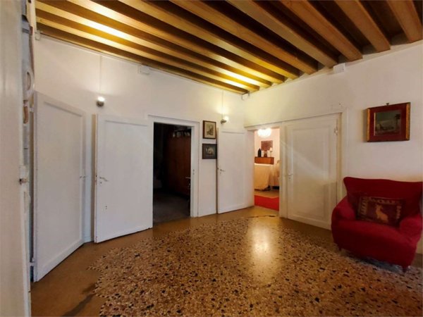 appartamento in vendita a Venezia in zona Sestiere Cannaregio