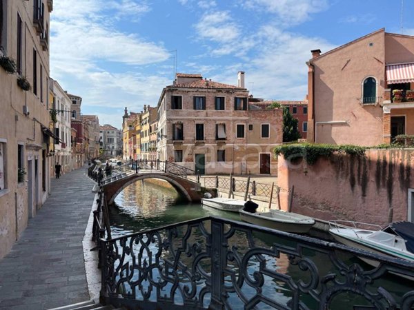 appartamento in vendita a Venezia in zona Sestiere Santa Croce