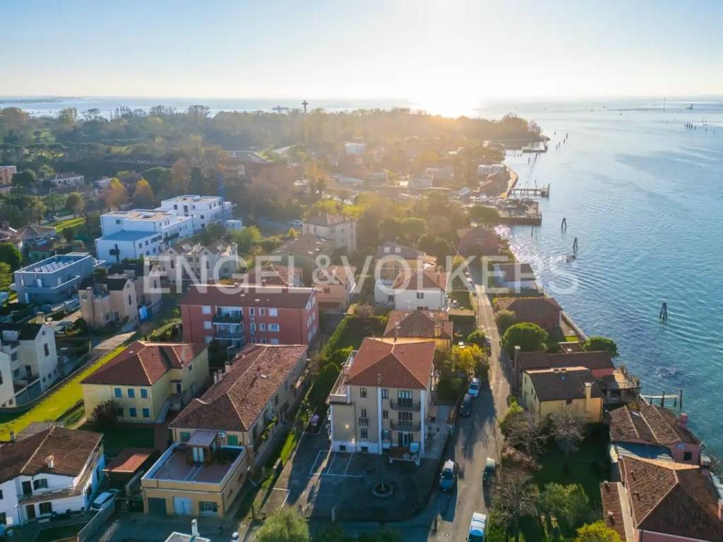 appartamento in vendita a Venezia in zona Lido di Venezia