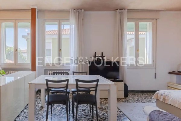 appartamento in vendita a Venezia in zona Lido di Venezia