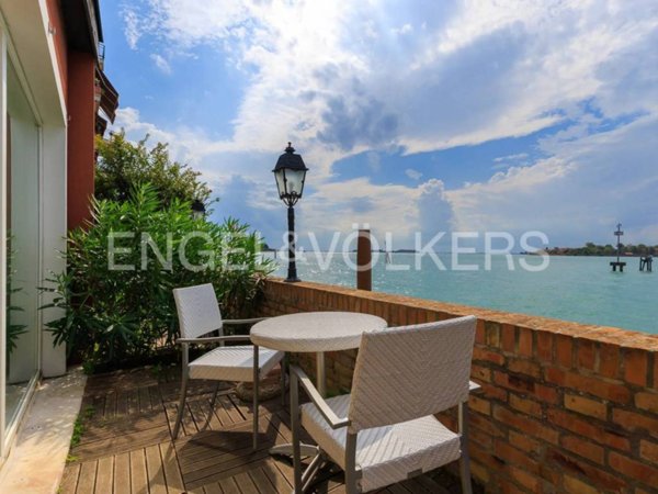 appartamento in vendita a Venezia in zona Lido di Venezia