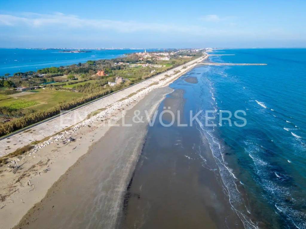 appartamento in vendita a Venezia in zona Lido di Venezia