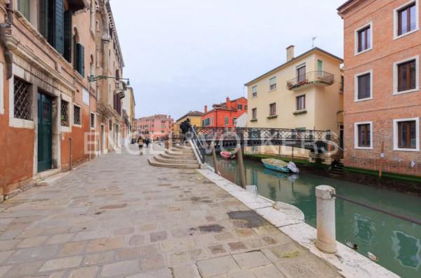 appartamento in vendita a Venezia in zona Sestiere Dorsoduro