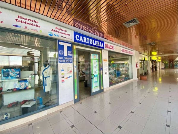 negozio in vendita a Venezia in zona Zelarino