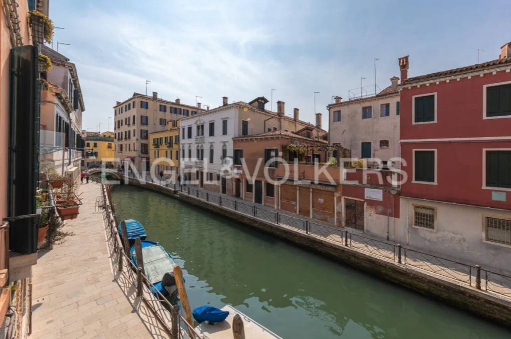 appartamento in vendita a Venezia in zona Sestiere Santa Croce