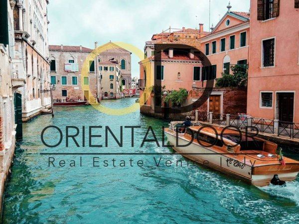 appartamento in vendita a Venezia in zona Sestiere Cannaregio