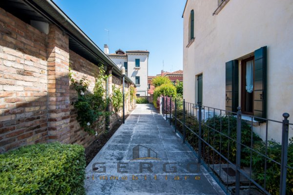 casa semindipendente in vendita a Venezia in zona Mestre