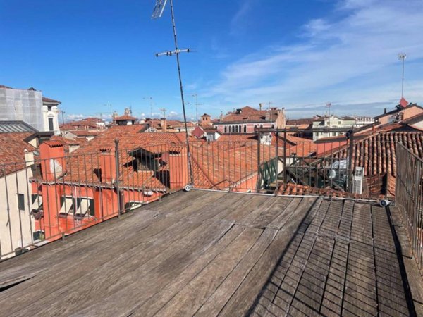 appartamento in vendita a Venezia in zona Sestiere San Polo