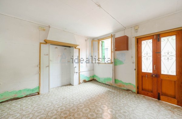 appartamento in vendita a Venezia in zona Burano
