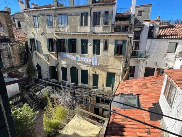 appartamento in vendita a Venezia