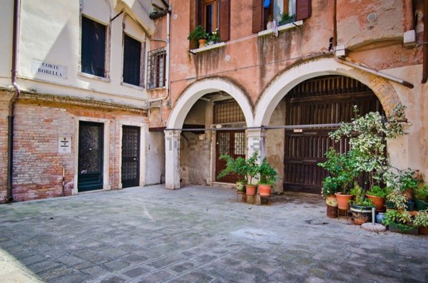 appartamento in vendita a Venezia in zona Sestiere Cannaregio