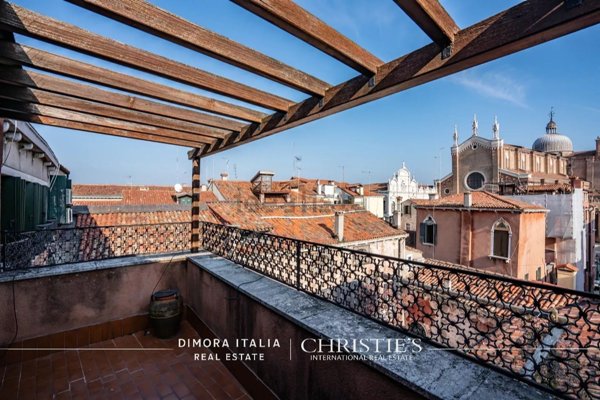 appartamento in vendita a Venezia in zona Sestiere Cannaregio