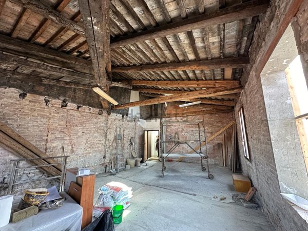 appartamento in vendita a Venezia in zona Murano