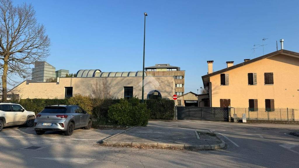 ufficio in vendita a Venezia in zona Mestre