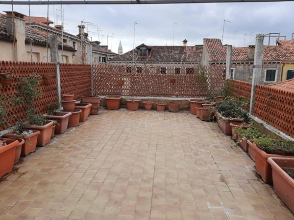 appartamento in vendita a Venezia in zona Sestiere Cannaregio